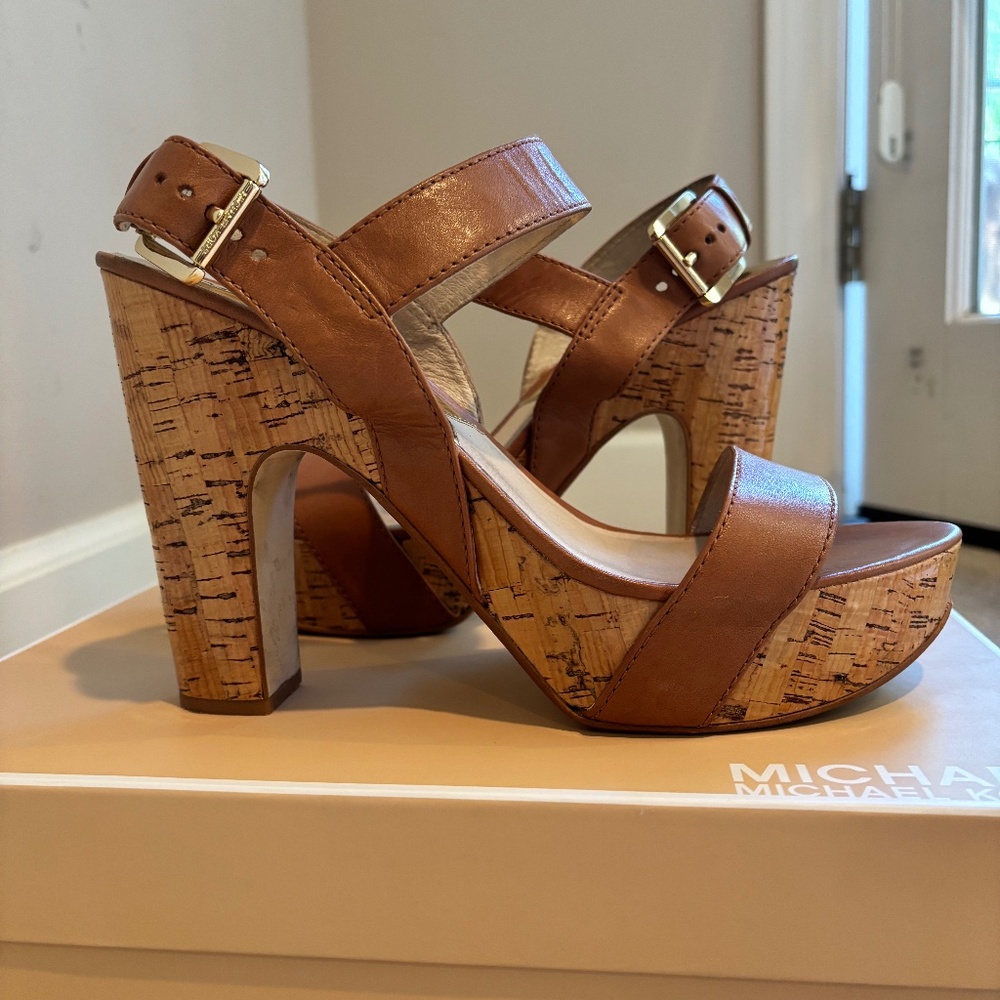 Michael Kors Ivana Sandal in Luggage